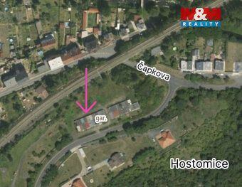 Ke koupi nabízíme dvě garáže umístěné vedle sebe v obci Host