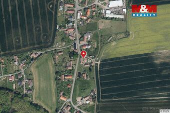 We offer for sale a 1/2 residential plot of land with an area of 1179 m².