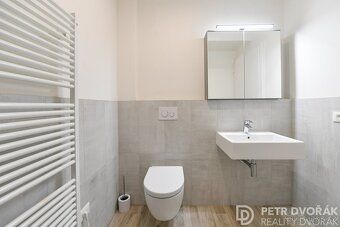 Ev.č. 00879 Pronájem moderního bytu 2+kk s terasou, Vinohrad