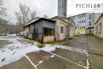 Nabízíte průmyslovou halu k prodeji v Aši na ulici Saská 180
