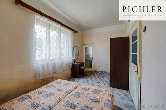 We offer for sale a family house in a quiet and picturesque part of the village