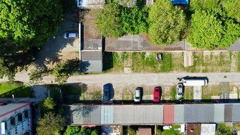 Prodám řadovou garáž 18 m² v Brně – Králově Poli, ul. Vodova