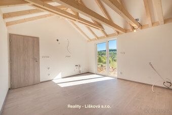 Nově zkolaudovaný modulový dům 2+kk (zast.pl. cca 44 m²) na 