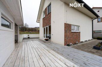 Nabízíme k prodeji moderní venkovskou dřevostavbu se 2 ložni