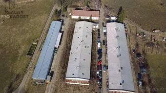 The property is located on the outskirts of Křepice village, just 10 minutes