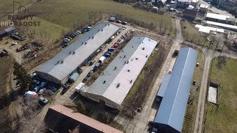 The property is located on the outskirts of Křepice village, just 10 minutes