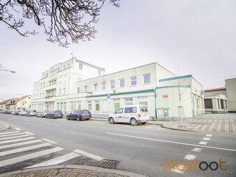Na vlak za minutu - praktické 2+kk v Čelákovicích s velkou s