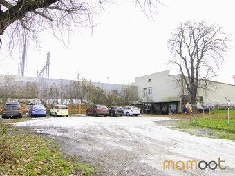 Na vlak za minutu - praktické 2+kk v Čelákovicích s velkou s