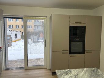 Wymienimy dom - niedawno całkowicie odnowiony w Zlinie-centrum miasta / stan nowowybudowany…