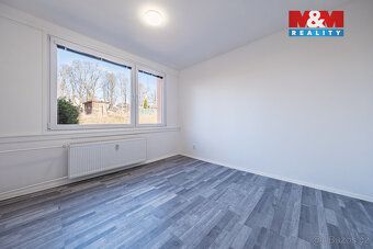 Nabízíme k prodeji prostorný byt o dispozici 4+1 a užitné pl
