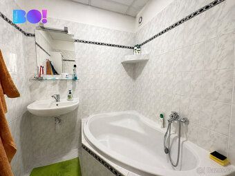 Nabízíme k prodeji prostorný byt v osobním vlastnictví o dis