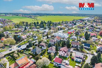 V obci Mukařov nabízíme rodinný dům o užitné ploše cca 122 m
