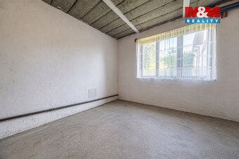 V obci Mukařov nabízíme rodinný dům o užitné ploše cca 122 m