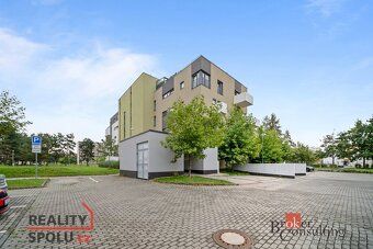 Pronájem, byty/1+kk, 31 m2, Kejzlarova 2123/12, 50012 Hradec