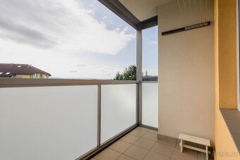 Nabízíme k pronájmu krásný byt 2+1 o velikosti 65 m² v ulici