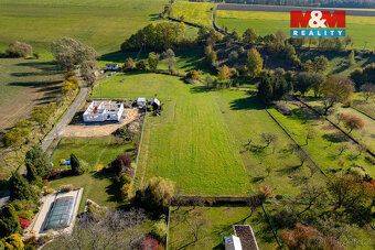 We offer for sale a building plot on the very outskirts of the village.