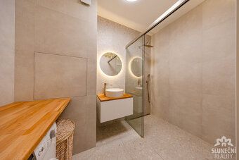 Our company exclusively offers for sale a spacious and modernly designed apartment with an…