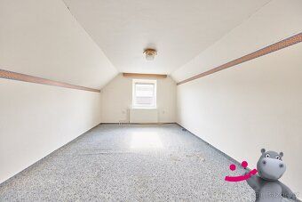 Ev.č. 58645 Nabízíme ke koupi patrový cihlový rodinný dům se
