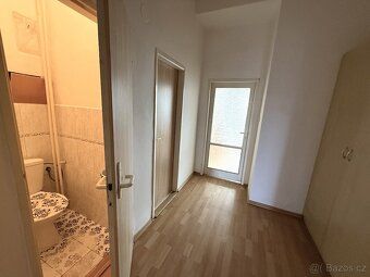 Nabízíme Vám k pronájmu moc pěkný, cihlový, plně vybavený by