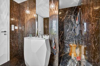 Luxury designer apartment 4+kk, 191 sqm with fireplace, marble kitchen