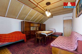 We offer you exclusively for sale a family house in Lesni Albrechtice