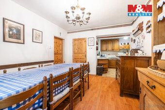 Nabízíme k prodeji útulnou chalupu na klidném okraji obce Ru