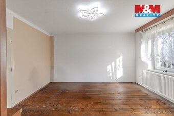 Nabízíme k prodeji celopodsklepený rodinný dům v klidné část