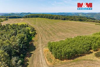 Nabízíme k prodeji dva pozemky o celkové rozloze 11 315 m², 