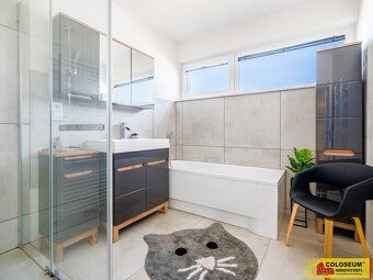 Exclusive Offer - Villa 8+kk with Spacious Garden in Zbraslav near Brno.
