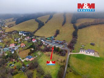 We offer for sale a production facility in a quiet part of the village of Bratrušov