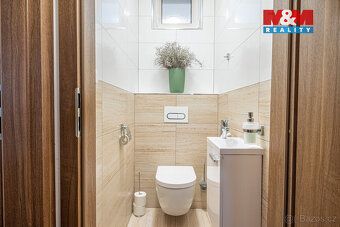 Nabízíme k prodeji novostavbu rodinného domu v klidné části 