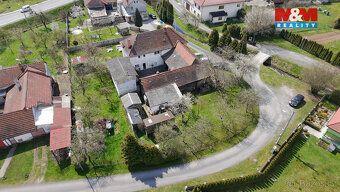 Neprodává se tu vila, ale domov v rodinném domě. Dům se nach