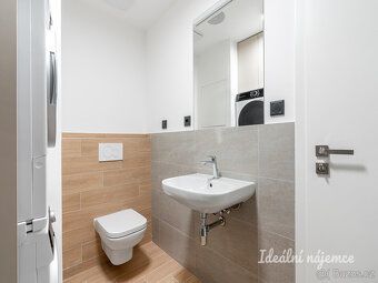 K dlouhodobému podnájmu nabízíme nadstandardní byt nacházejí