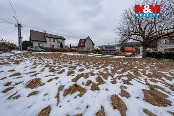 Nabízíme prodej pozemku o celkové výměře 1111 m², který je z