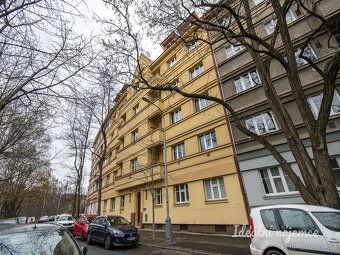K dlouhodobému podnájmu nabízíme pěkný byt o dispozici 1+kk 