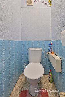K dlouhodobému podnájmu nabízíme byt o dispozici 3+1 v klidn