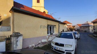 Nabízíme k prodeji rodinný dům určený k renovaci v klidné ob