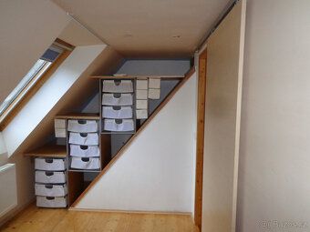For sale beautiful cozy smaller renovated house with own garden and garage of built-up area 56…