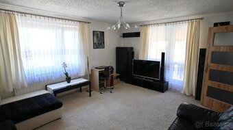 I am offering for sale a family house with 6+1 bedrooms in Ostrava - Hrabůvka on Souběžná street.