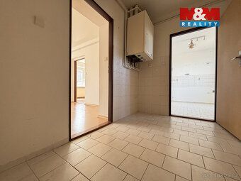 For sale bright flat 2+1 of 63 sqm in brick house on outskirts