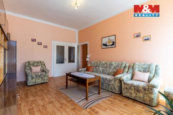 Exkluzivně nabízíme k prodeji byt o dispozici 3+1 v bytovém 
