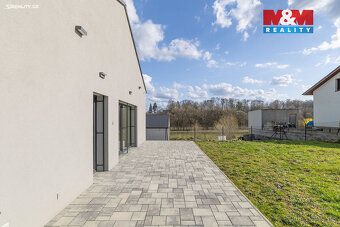 We offer for sale an exclusive new family house 3+kk