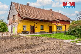 Building plot of 3,184 m² with an existing family house - Rokytno, investment opportunity We…