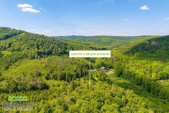 Ref No. 03547 Cozy cottage surrounded by forest in the heart of nature west part of Chriby.