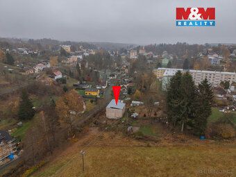 Stavba občanské vybavení se započatou rekonstrukcí, s projek