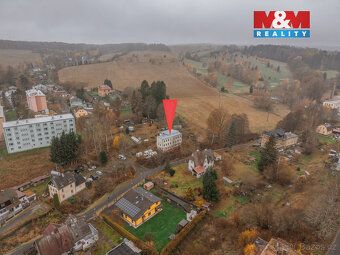 Stavba občanské vybavení se započatou rekonstrukcí, s projek