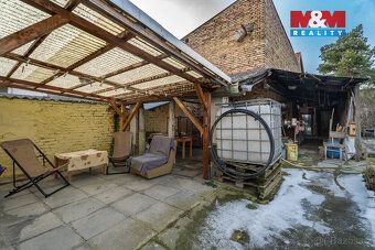 Nabízíme k prodeji přízemní rodinný dům o dispozici 3+1 v Ro