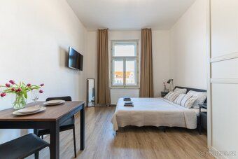 We offer for sale an investment property in Prague city center, next to metro station I.