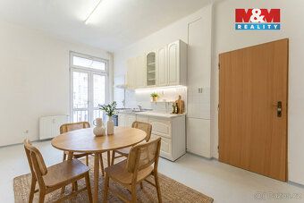 Nabízíme k prodeji byt 2+1 o ploše 69 m² s balkonem, situova