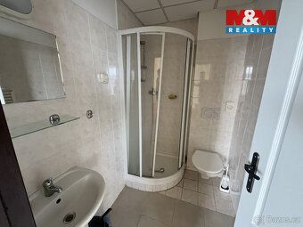 Nabízíme k prodeji velký rodinný dům, který je nyní využíván